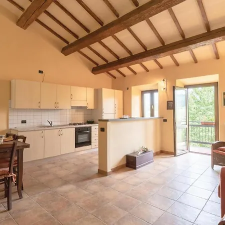 Apartament Ginestre 2 *